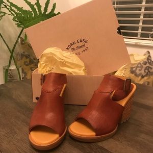 Kork-Ease Leather Wedges NIB